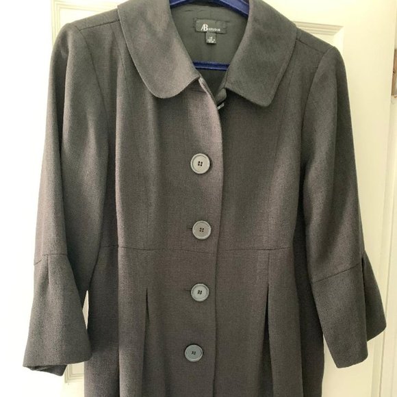 AB Studio Beautiful Pleated Jacket - Picture 1 of 7